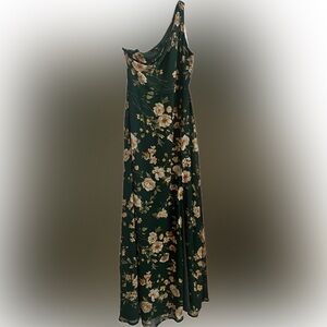 Semi-formal One Shoulder Maxi